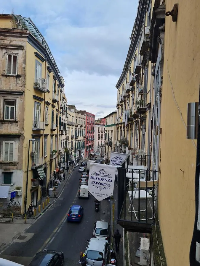 Residenza Esposito Economy Rooms Neapel Italien