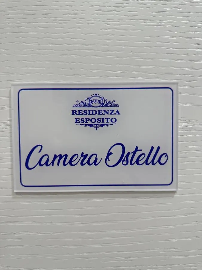 Residenza Esposito Economy Rooms Neapel Gasthof